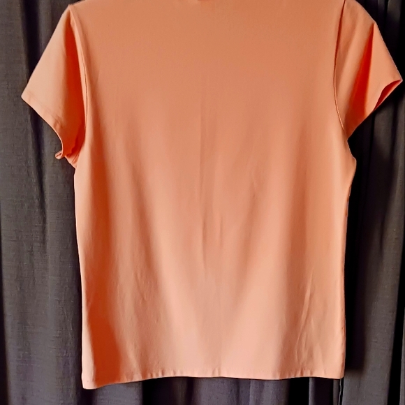 Gap - Picture 5 of 5